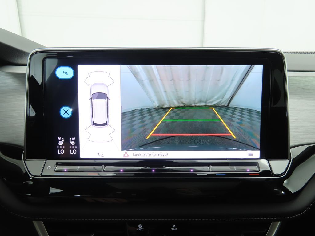 Thumbnail: 2026 Volkswagen Atlas - 15