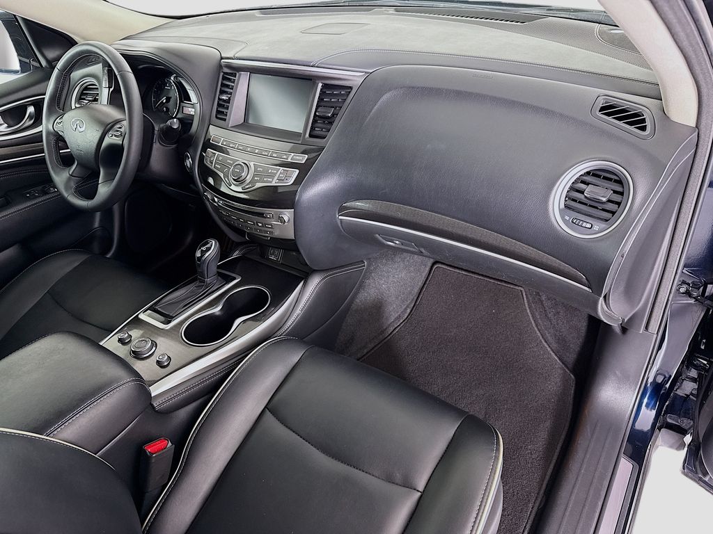 Thumbnail: 2020 INFINITI QX60 - 17