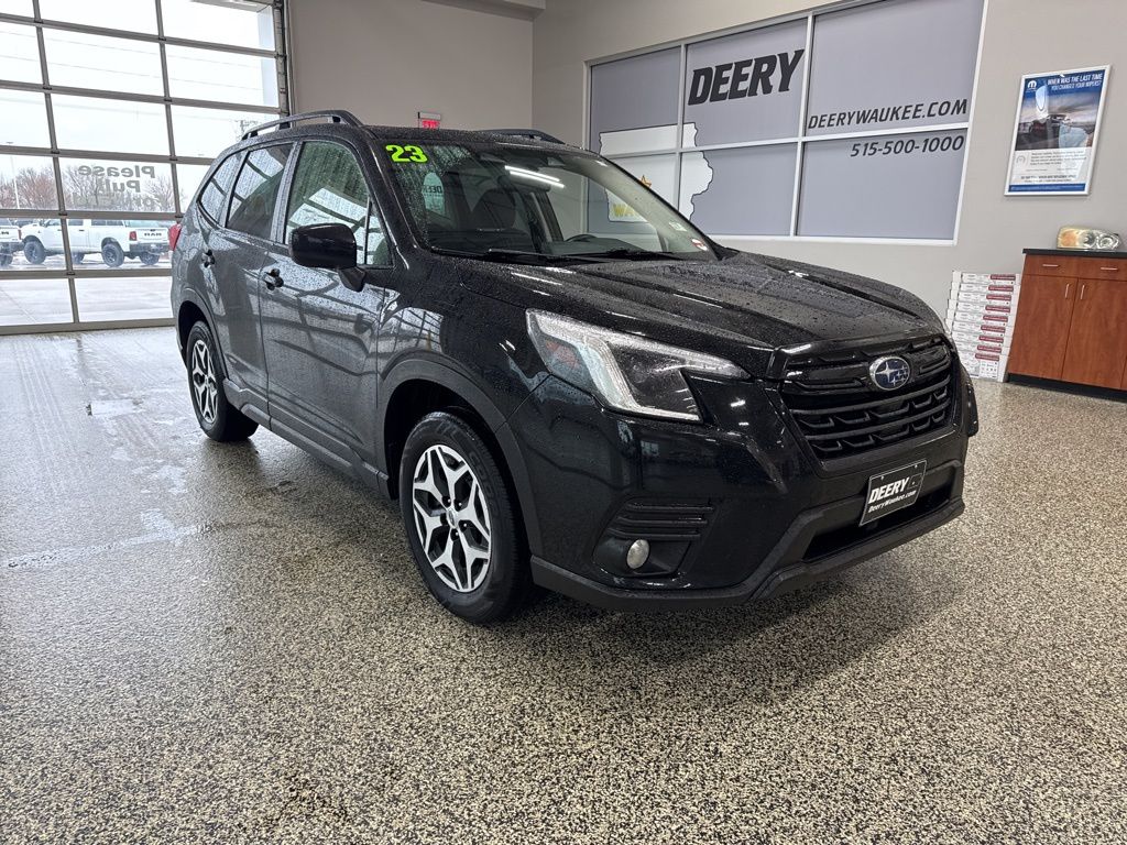2023 Subaru Forester Premium Crossover AWD