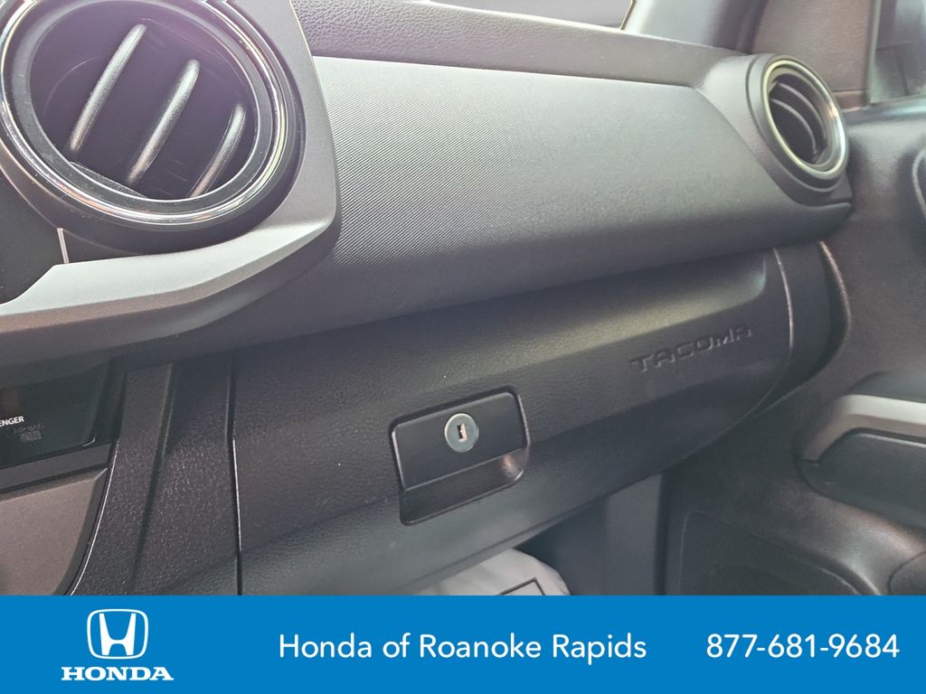 Used 2016 Toyota Tacoma Truck