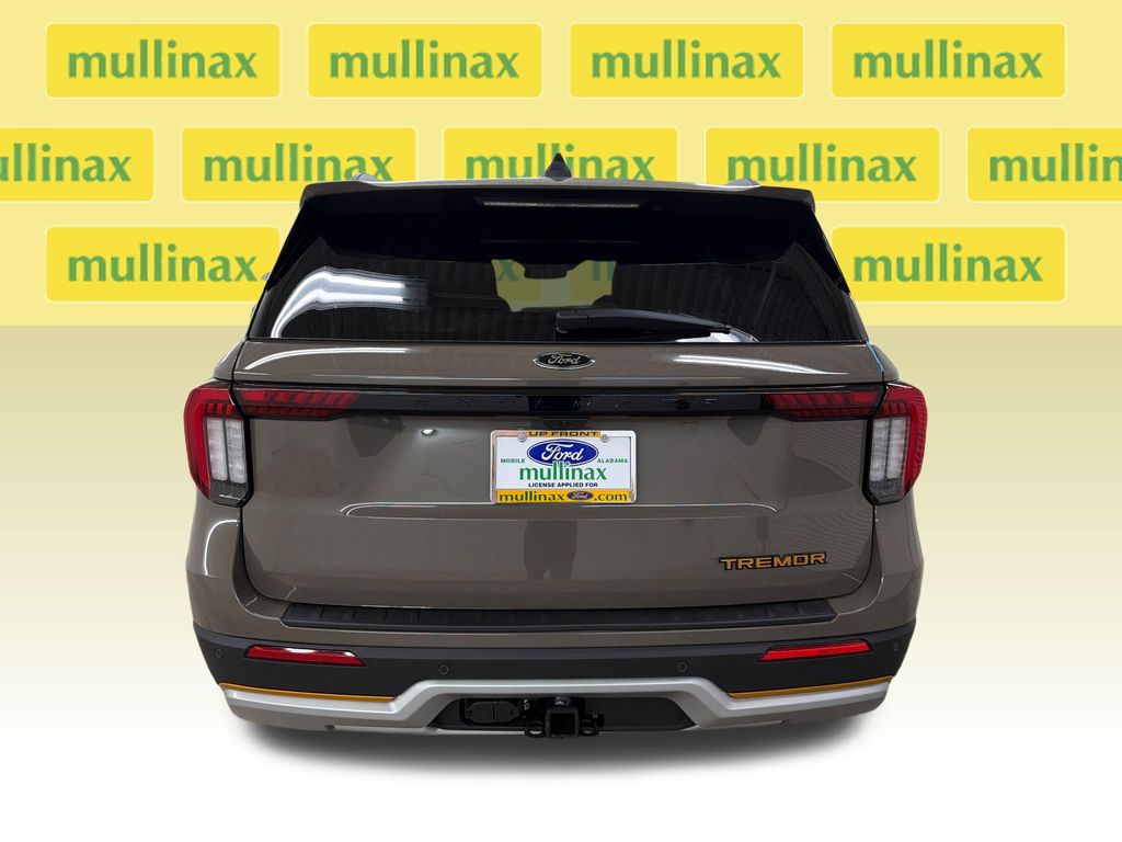 New 2026 Gray Ford Tremor image 7