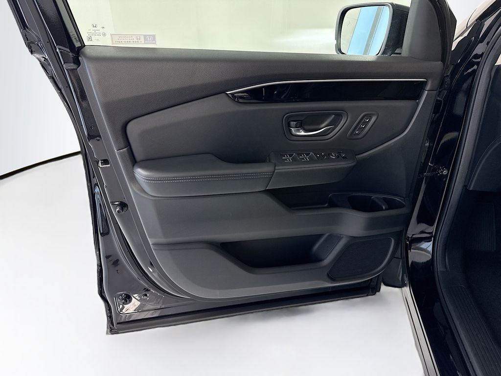 Thumbnail: 2024 Honda Pilot - 25