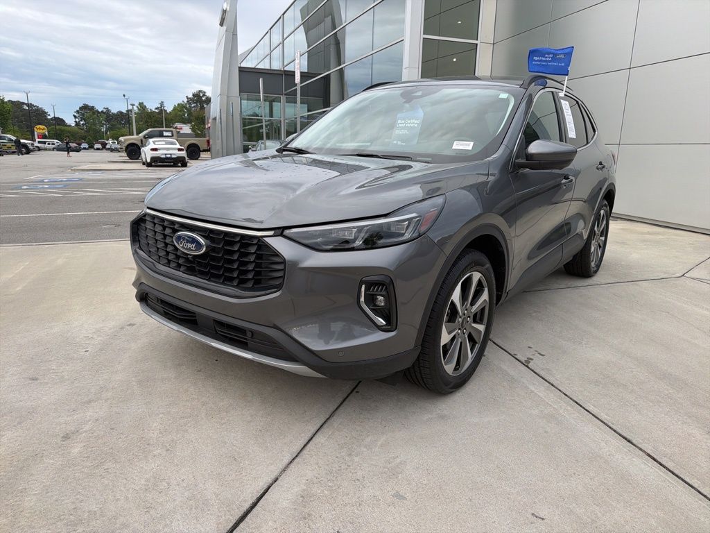 2023 Ford Escape Platinum
