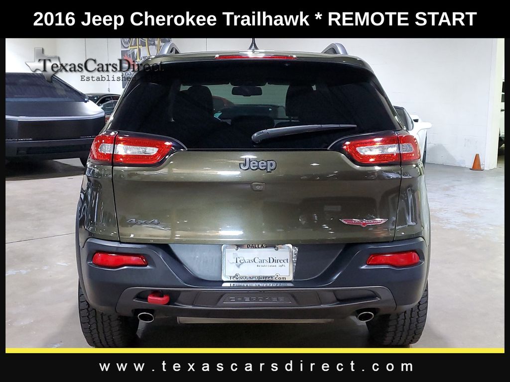 2016 Jeep Cherokee Trailhawk 12