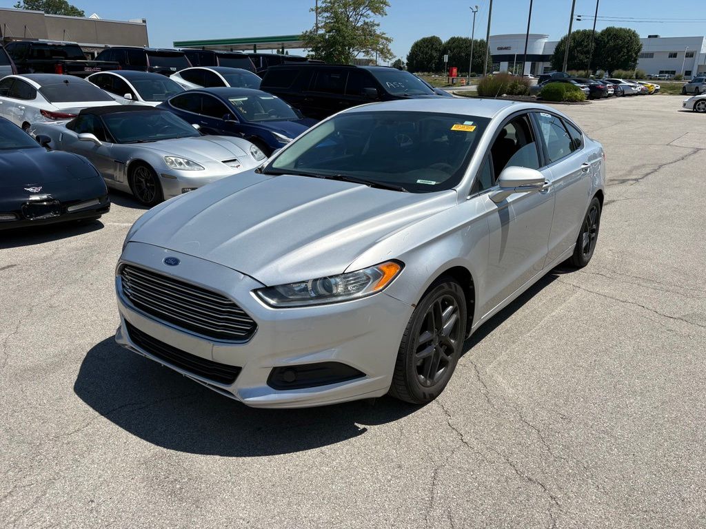 Silver 2013 Ford Fusion Sedan Front-Wheel Drive 6-Speed Automatic