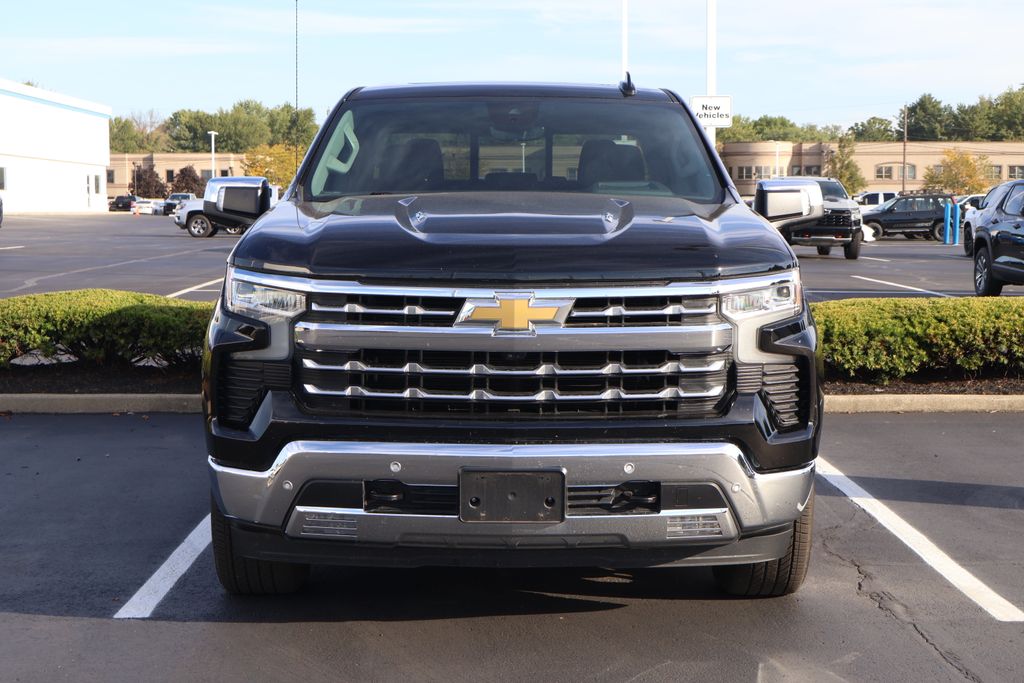 Thumbnail: 2022 Chevrolet Silverado 1500 - 2