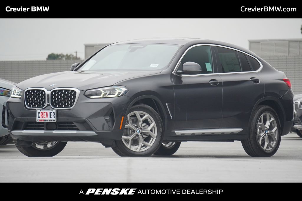 Thumbnail: 2025 BMW X4 - 1