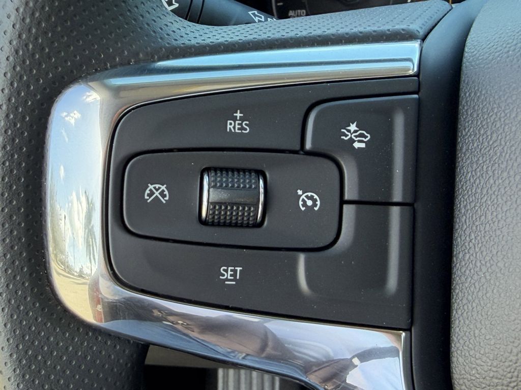 new 2026 Chevrolet Blazer car, priced at $31,995