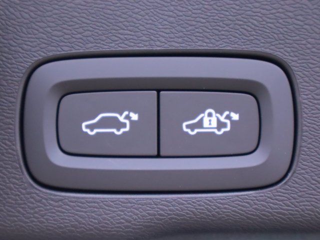 used 2024 Volvo XC60 Recharge Plug-In Hybrid car, priced at $52,997