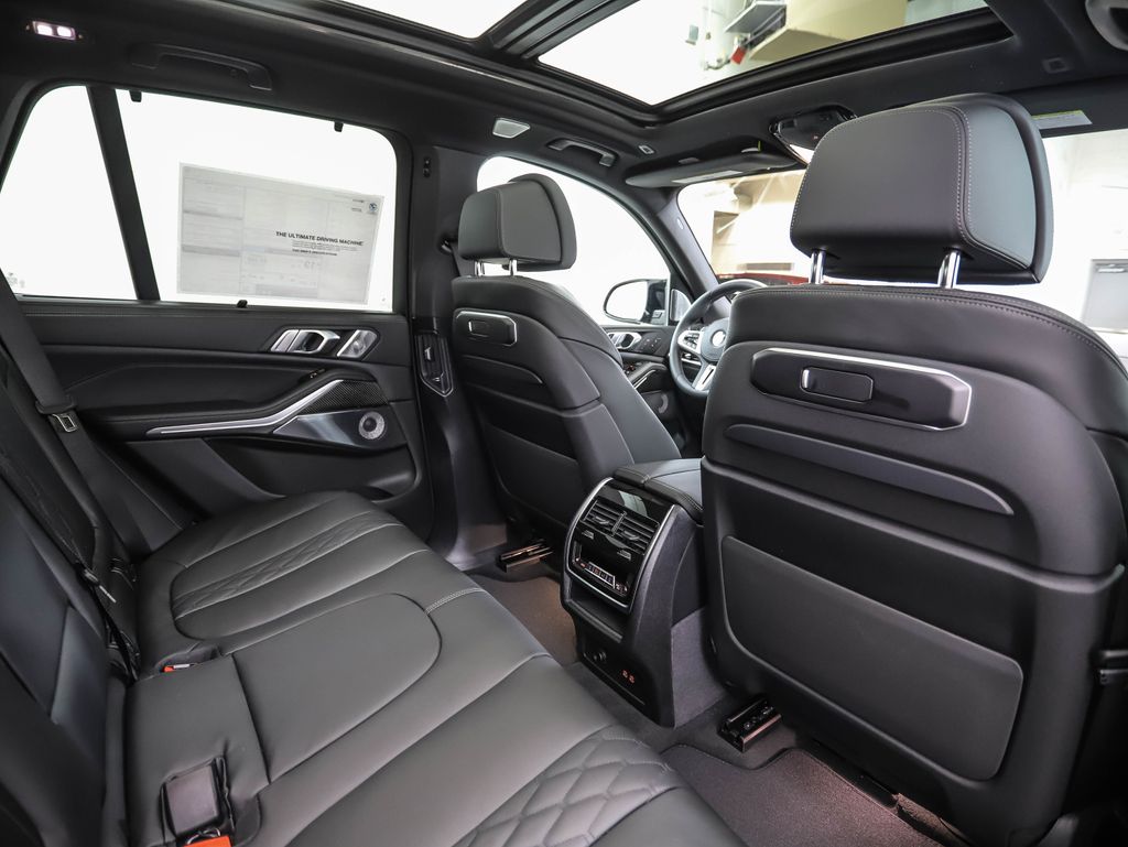 Thumbnail: 2026 BMW X5 - 26