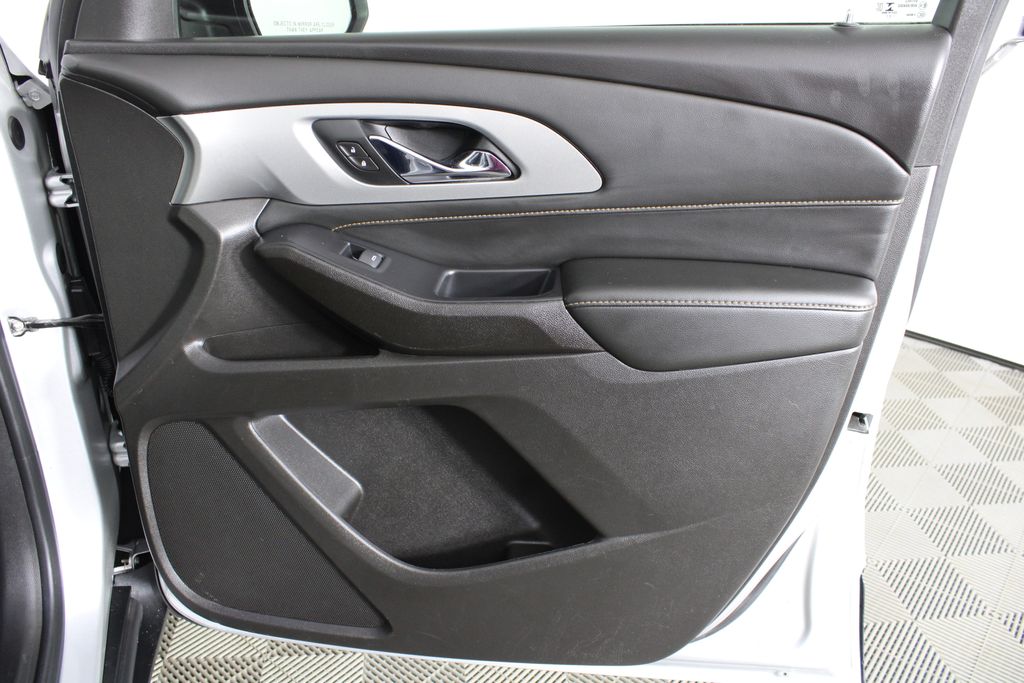 Used 2021 Chevrolet Traverse for sale in 