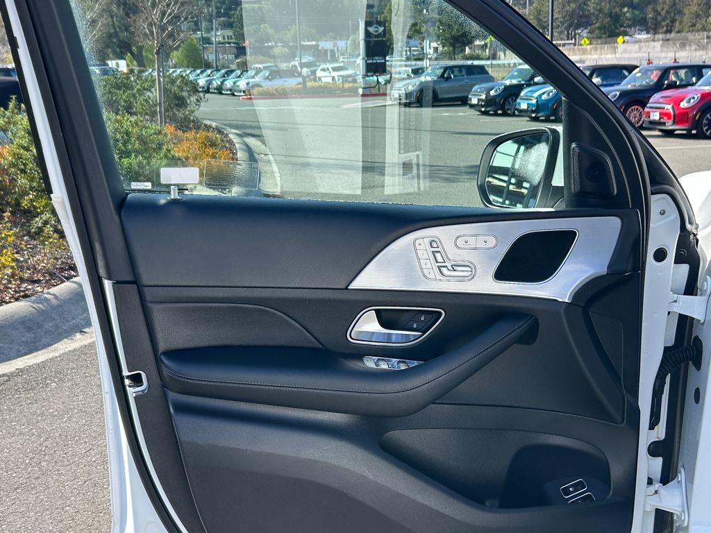 Thumbnail: 2024 Mercedes-Benz GLE - 11