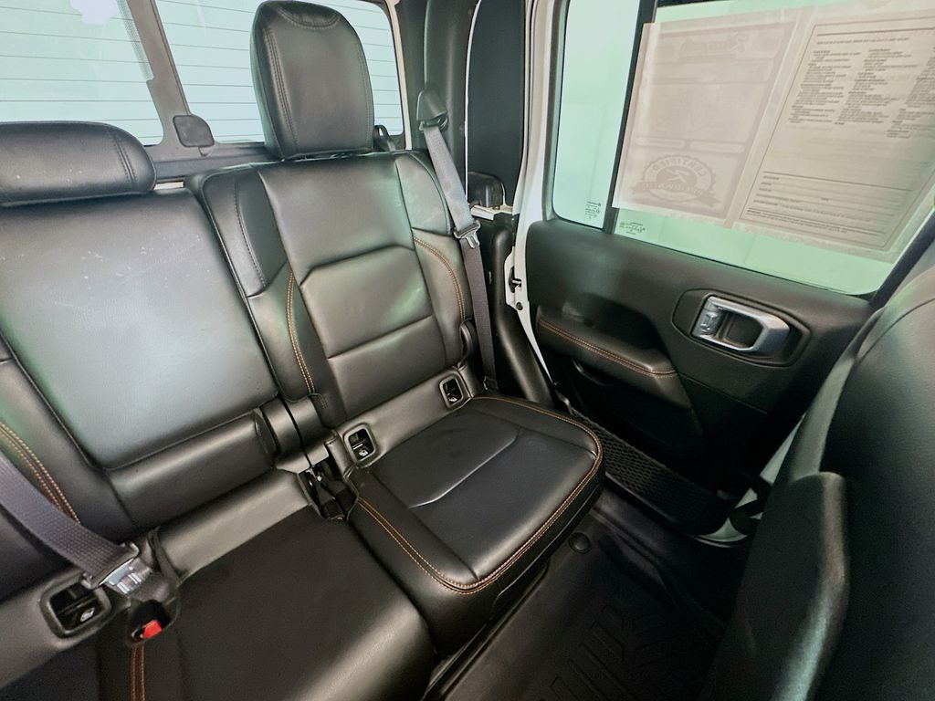 Used 2021 White Jeep Mojave image 13