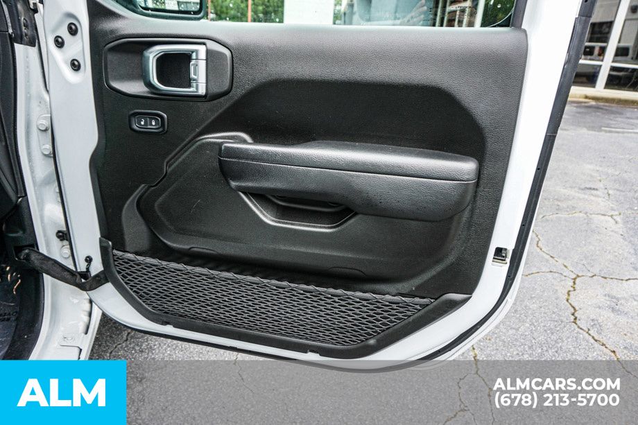 Used 2025 White Jeep Sport S image 53