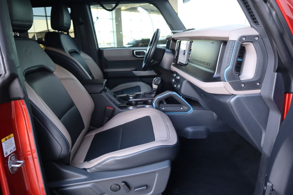 Thumbnail: 2022 Ford Bronco - 19
