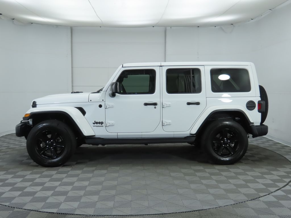 2020 Jeep Wrangler Unlimited Sahara 8