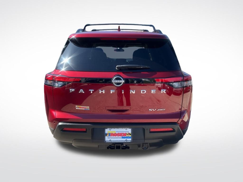 2022 Nissan Pathfinder SV photo