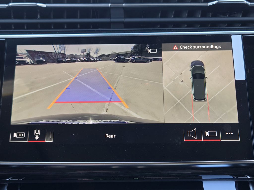 new 2026 Audi Q7 car, priced at $78,295