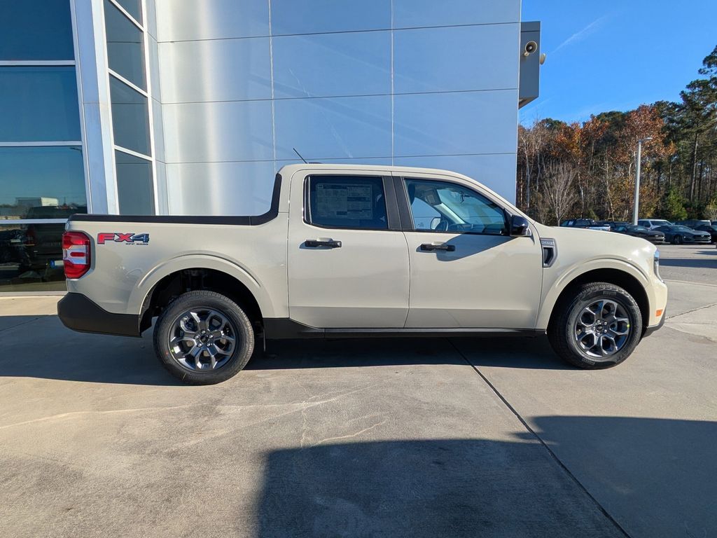 2025 Ford Maverick XLT