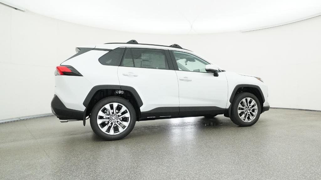 Thumbnail: 2025 Toyota RAV4 - 25