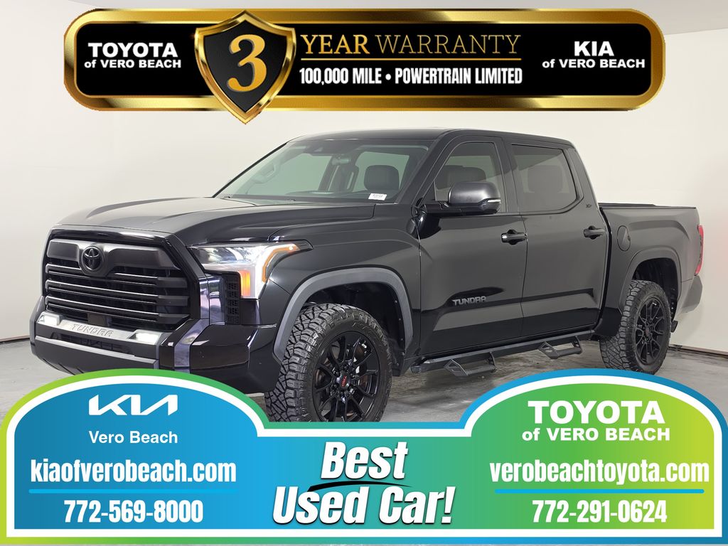 2023 Toyota Tundra Negro (Midnight Black Metallic) Camioneta Todo terreno Automática