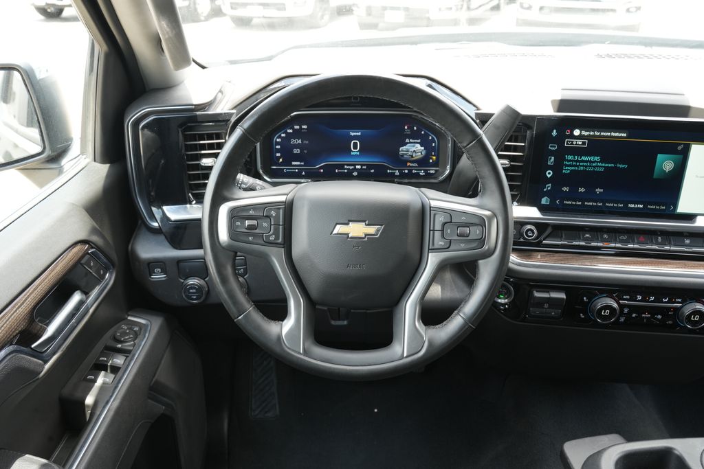 2025 Chevrolet Silverado 1500 LT - 5