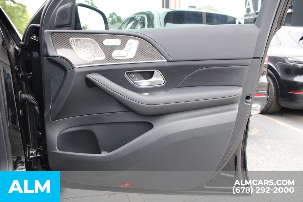 Used 2025 Black Mercedes-Benz GLE 53 AMG® image 27