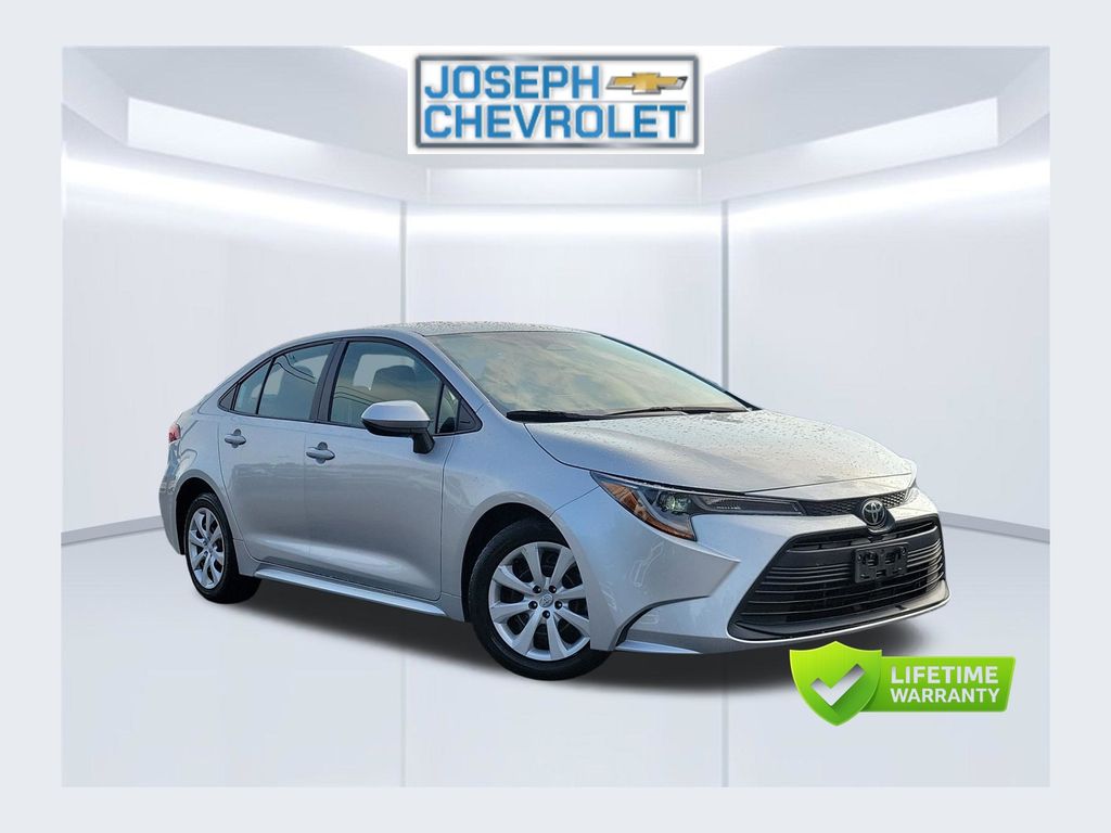 Classic Silver Metallic 2024 Toyota Corolla Sedan Front-Wheel Drive Continuously Variable Transmission