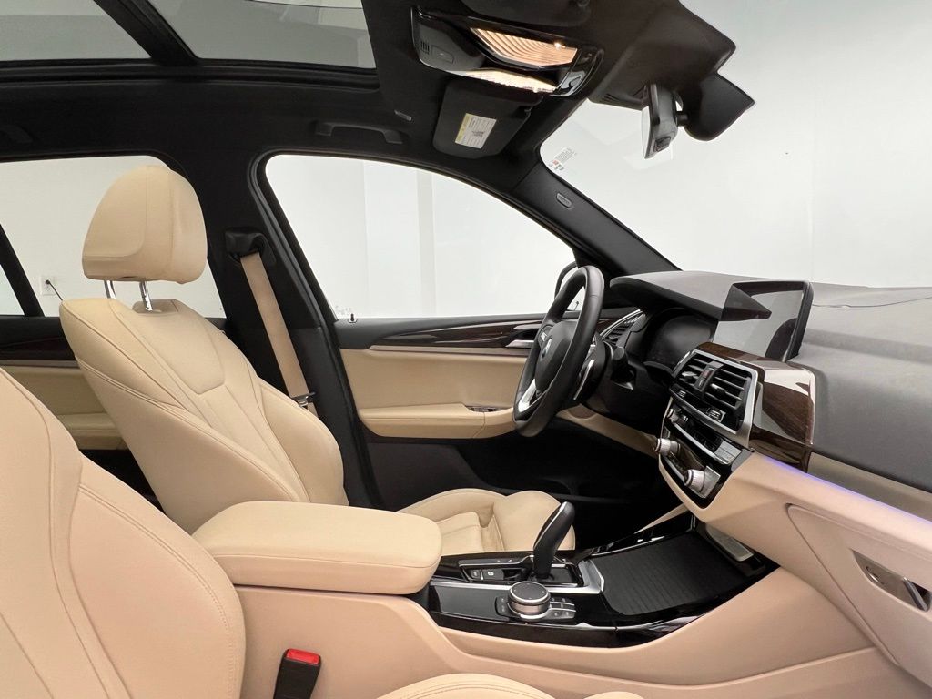 Thumbnail: 2021 BMW X3 - 6