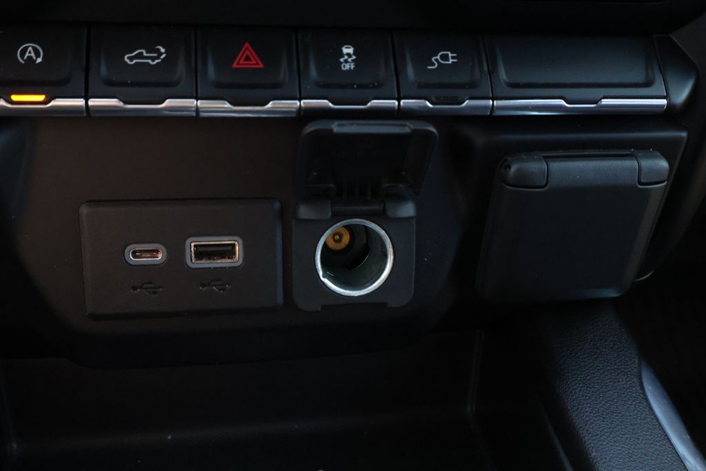 Thumbnail: 2021 Chevrolet Silverado 1500 - 28