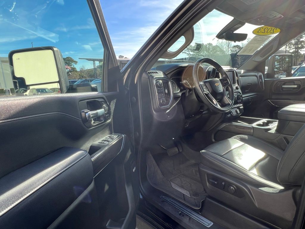 Thumbnail: 2023 Chevrolet Silverado 2500 - 28