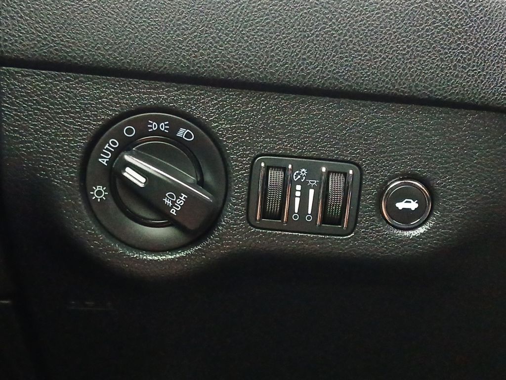 Used Car 2014 Dodge Charger  Sxt For Sale Under $12,000 In Austin, Texas