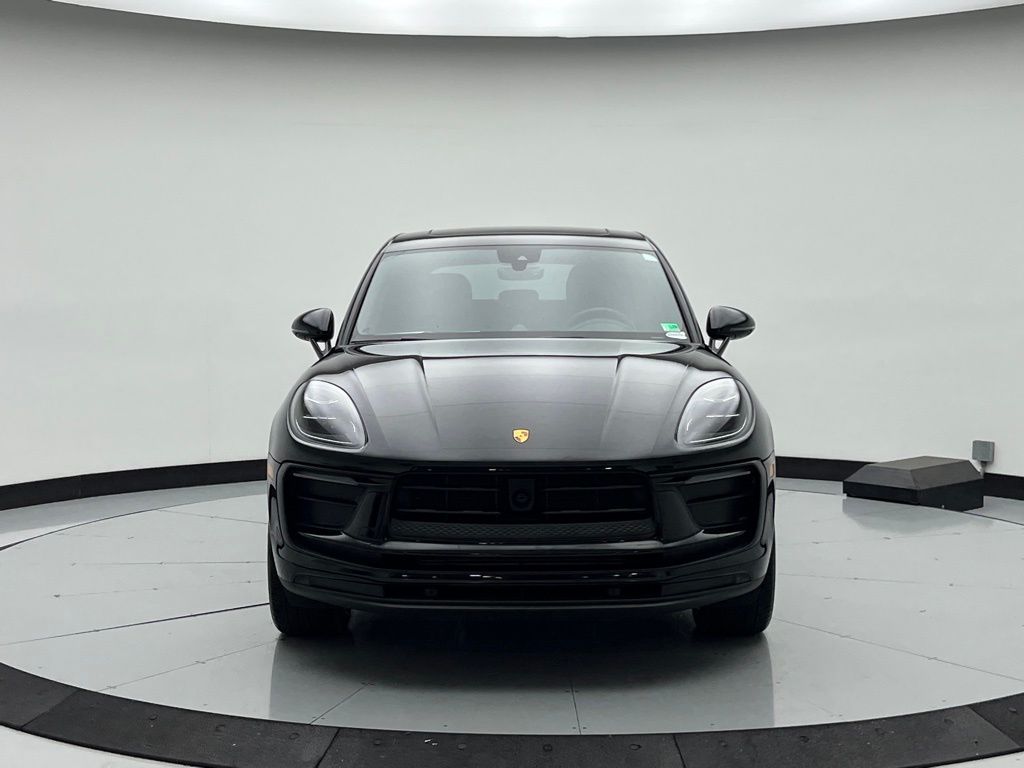 Thumbnail: 2025 Porsche Macan - 6