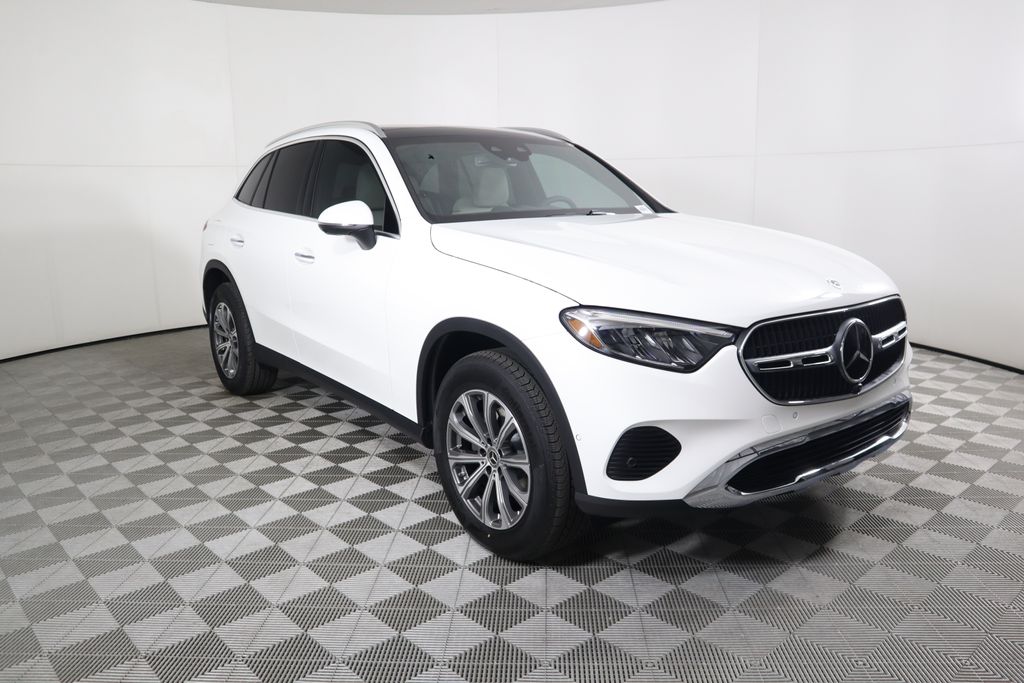 Thumbnail: 2025 Mercedes-Benz GLC - 3