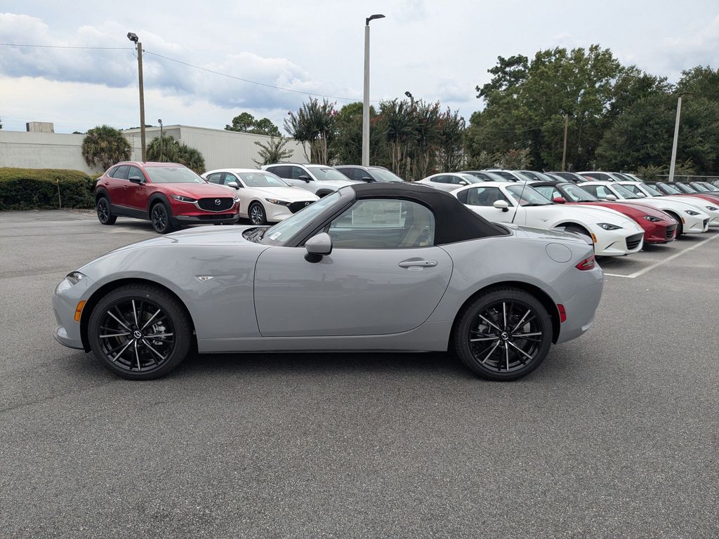 2025 Mazda MX-5 Miata Grand Touring
