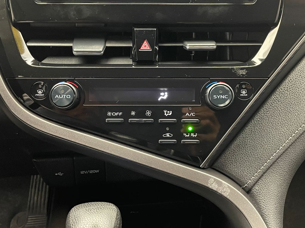 Thumbnail: 2021 Toyota Camry - 27