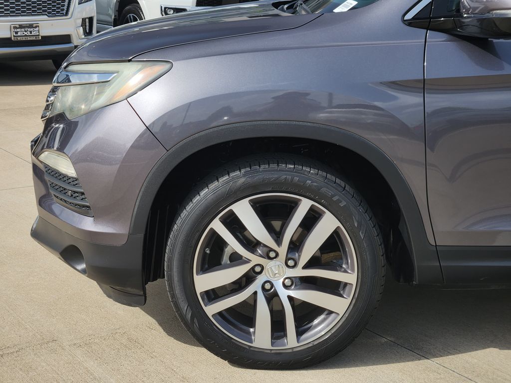 2017 Honda Pilot Touring Gray at Community Honda