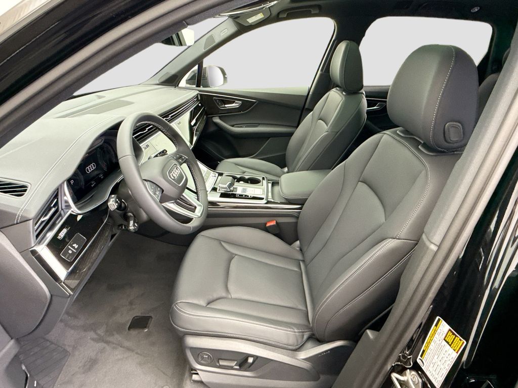 Thumbnail: 2026 Audi Q7 - 19