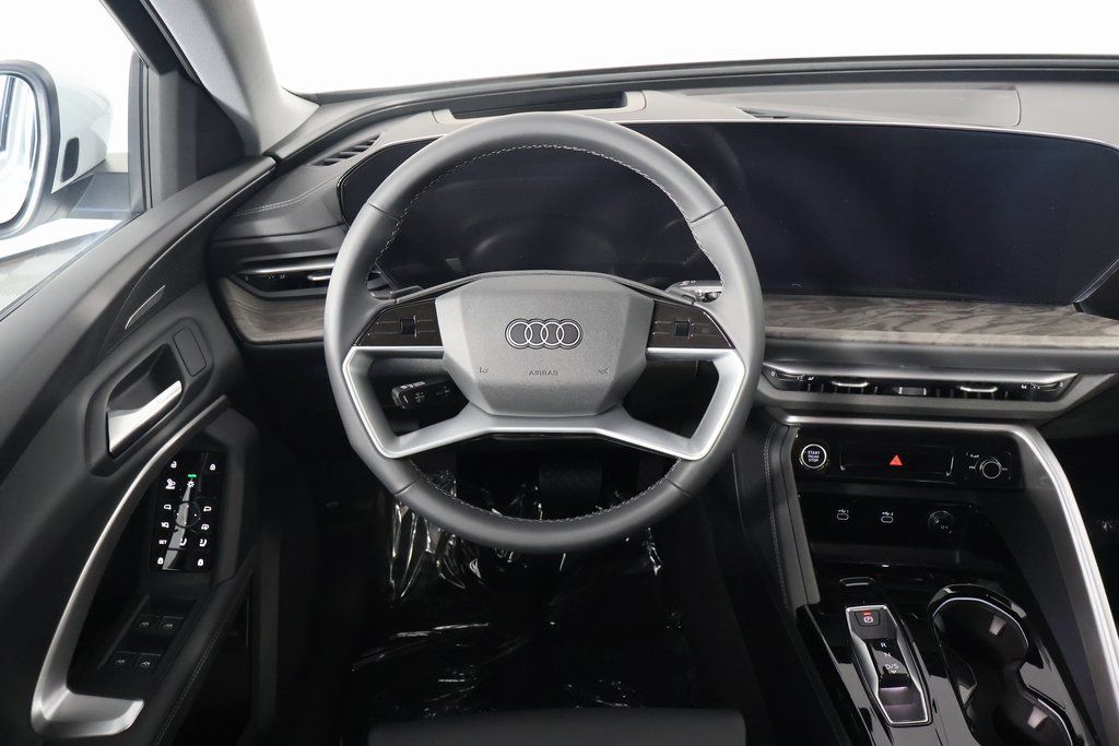 Thumbnail: 2026 Audi Q5 - 3