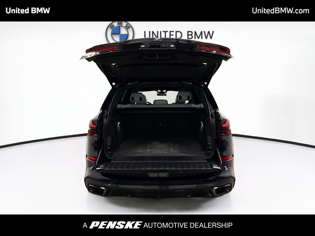 Thumbnail: 2025 BMW X5 - 14