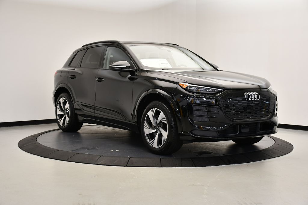 2025 Audi e-tron Premium 7