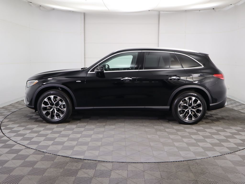 2025 Mercedes-Benz GLC 350 8
