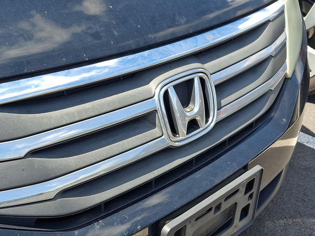 Thumbnail: 2013 Honda Odyssey - 4