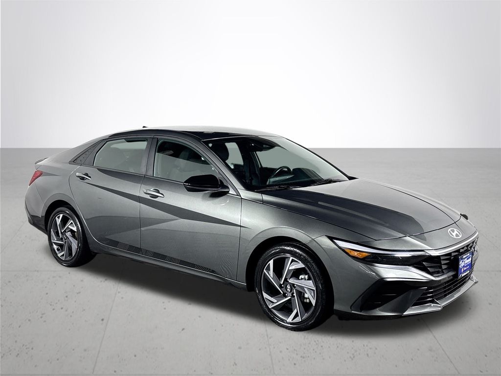 2025 Hyundai Elantra Hybrid SEL Sport