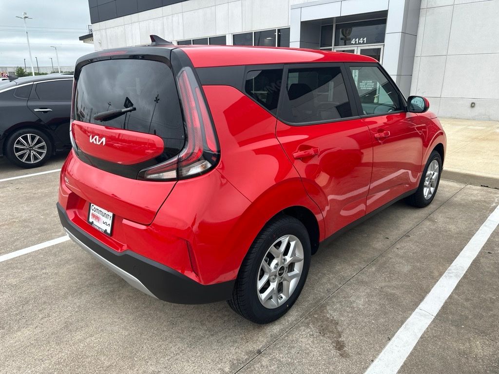 2025 Kia Soul LX Red at Community Kia