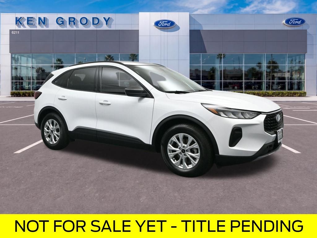 Oxford White 2025 Ford Escape Active FWD SUV / Crossover Front-Wheel Drive 8-Speed Automatic