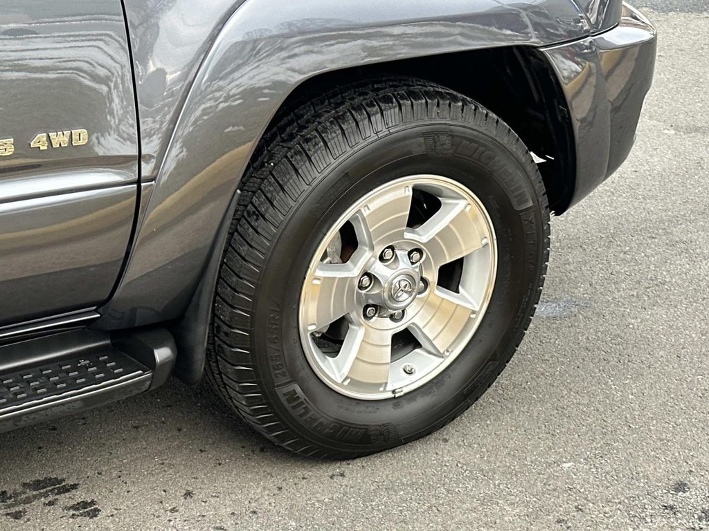 Thumbnail: 2004 Toyota 4Runner - 18