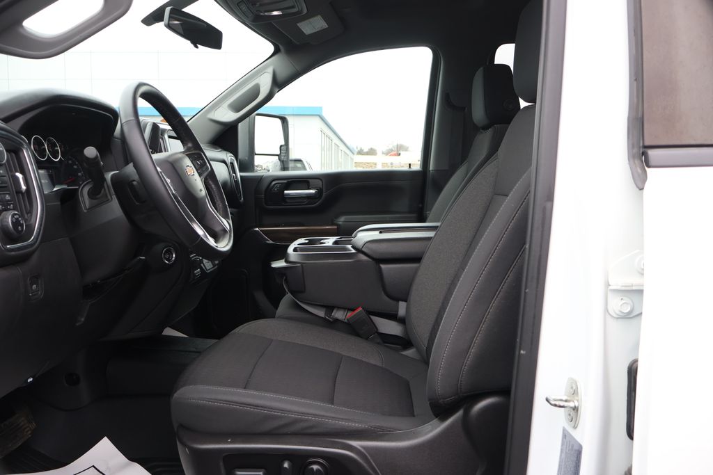 Thumbnail: 2022 Chevrolet Silverado 2500 - 12