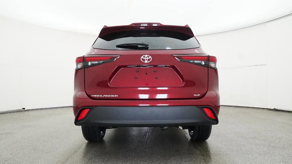 Thumbnail: 2025 Toyota Highlander - 27