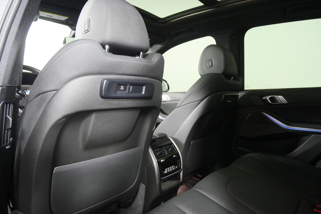 Thumbnail: 2021 BMW X5 - 16